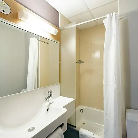 Sud Hotel 2*