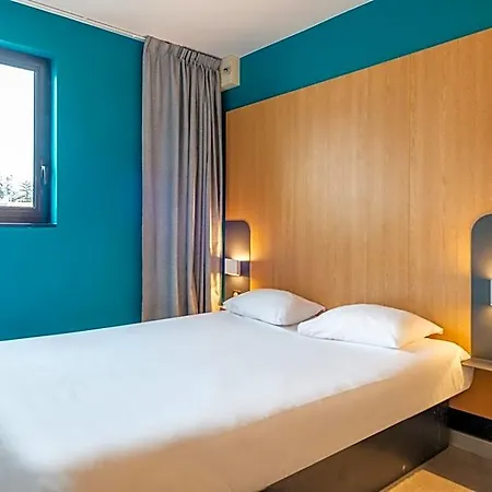 Sud Hotell 2*